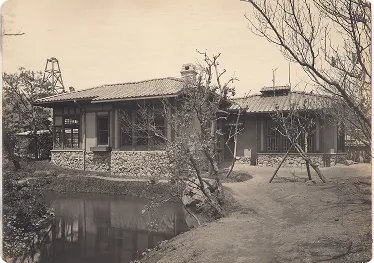 Kiunkaku and its garden at the time of construction Photo courtesy of Shimizu Corporation